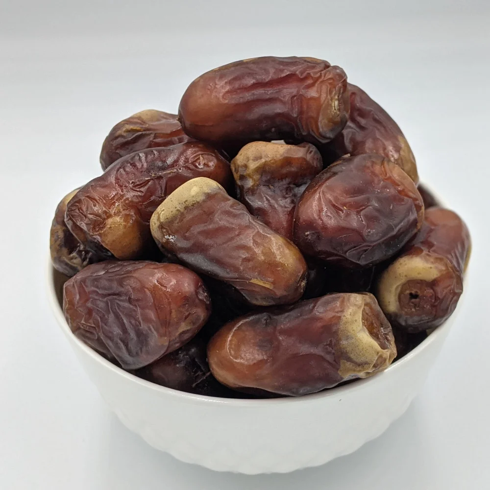 تمور مشكّلة للضيافة