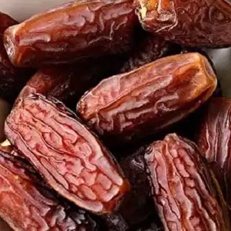 تمر مبروم مستطيل الحبّة